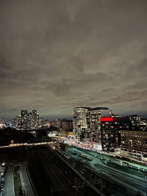 Deluxe Suite Toronto Exteriör bild
