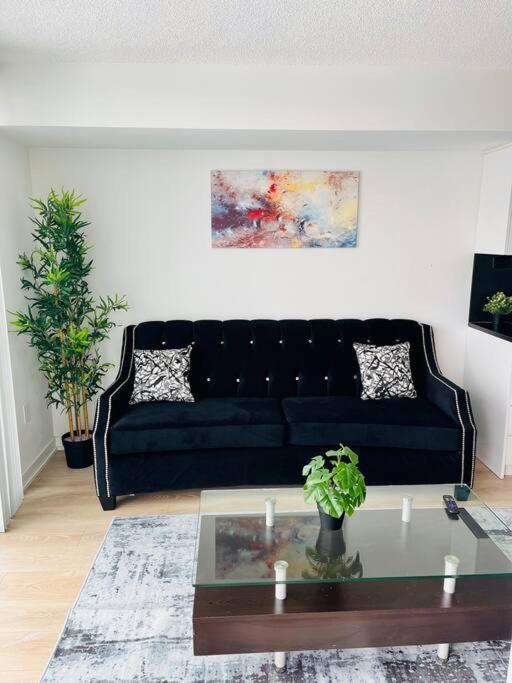 Deluxe Suite Toronto Exteriör bild